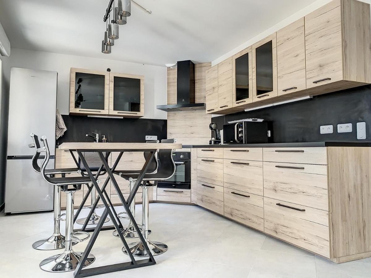 Chambre Evasion - Sdb Wc Privatif - Entree Autonome - Grande Tv Netflix Compiegne Luaran gambar