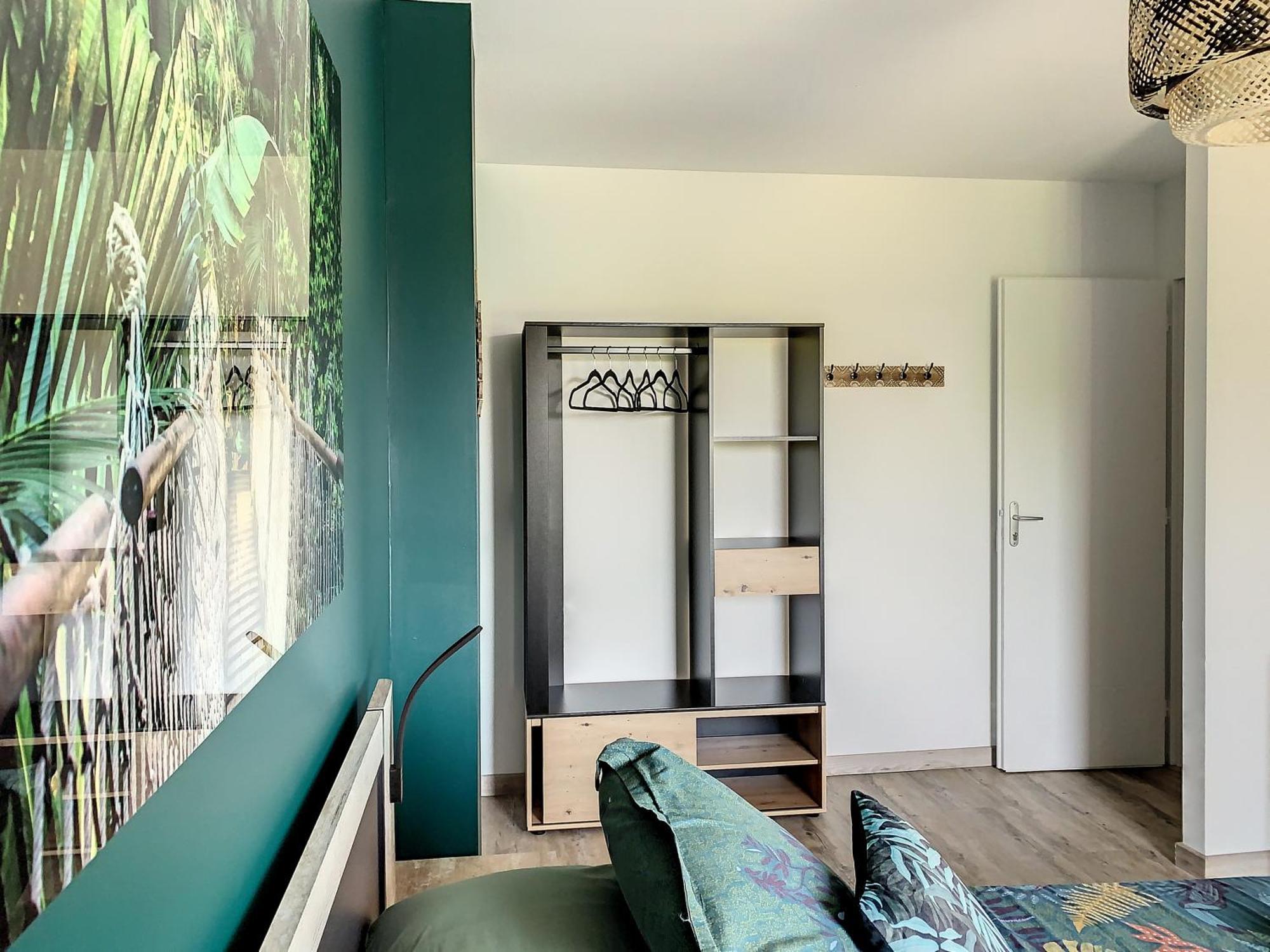Chambre Evasion - Sdb Wc Privatif - Entree Autonome - Grande Tv Netflix Compiegne Luaran gambar